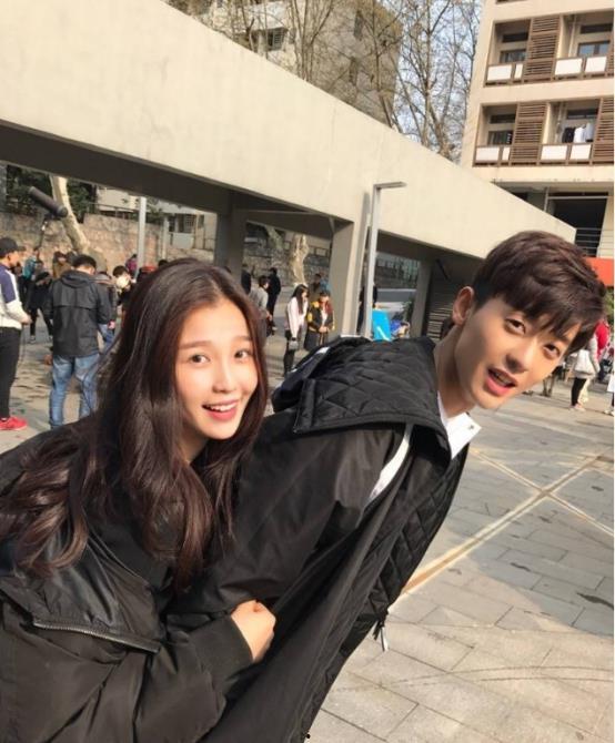 娱乐吃瓜跳舞是真的吗,娱乐吃瓜跳舞，真相大起底！